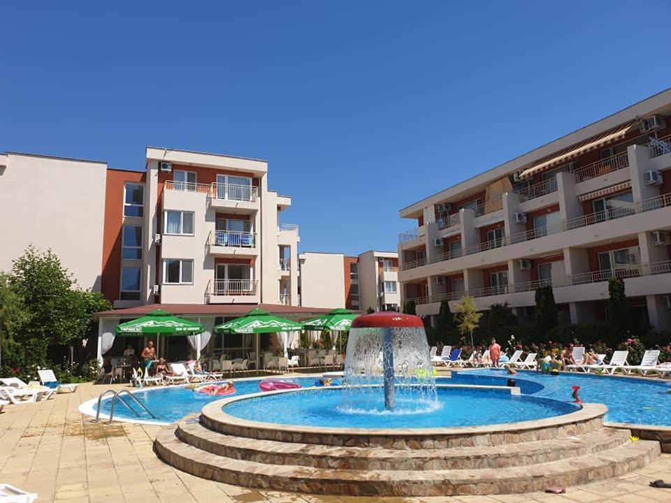 Holiday Fort Golf Club - Premium Apartments Sunny Beach Exterior foto