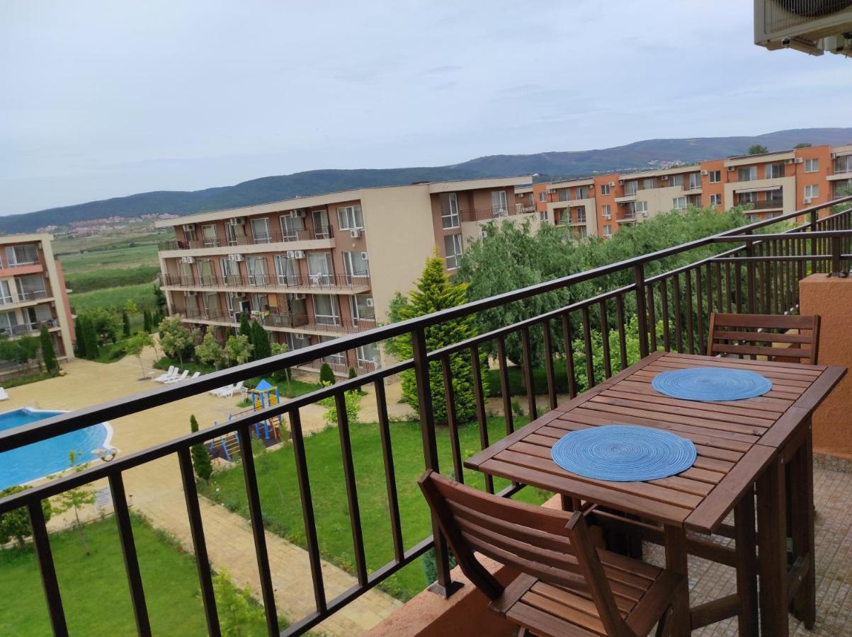 Holiday Fort Golf Club - Premium Apartments Sunny Beach Exterior foto